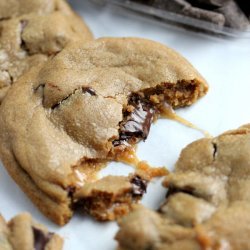 Chocolate-Chunk Caramel Cookies