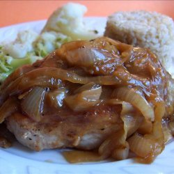 Pork Chops in Onion Sauce (Schweinekotelett in Zwiebelsosse)