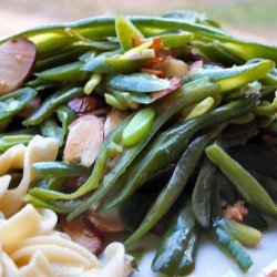 Haricot Vert - French Green Beans With Garlic and Sliced Almonds