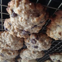 Easy Chocolate Chip Oatmeal Cookies