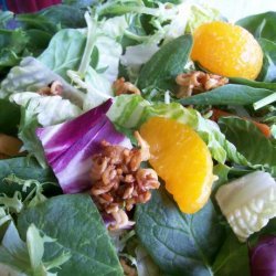 The BEST Spinach Salad