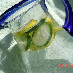 Refreshing Lemon & Cucumber Water