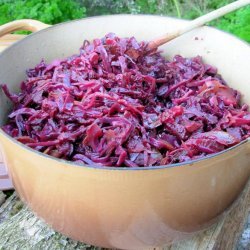 Crock Pot Baked Spiced Red Cabbage With Apples or Pears