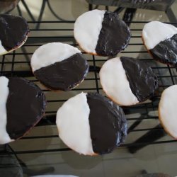 New York City Black and White Cookies