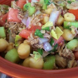 Quick and Simple Tuna and Garbanzo Salad