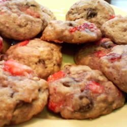 Fresh Strawberry-Oatmeal Cookies