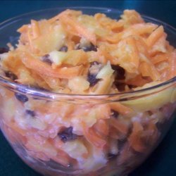 Carrot and Raisin Salad With Pineapple