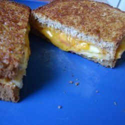 Apple Grilled Cheese Sandwich