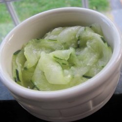 Kiyuri Namasu (Cucumber Salad)